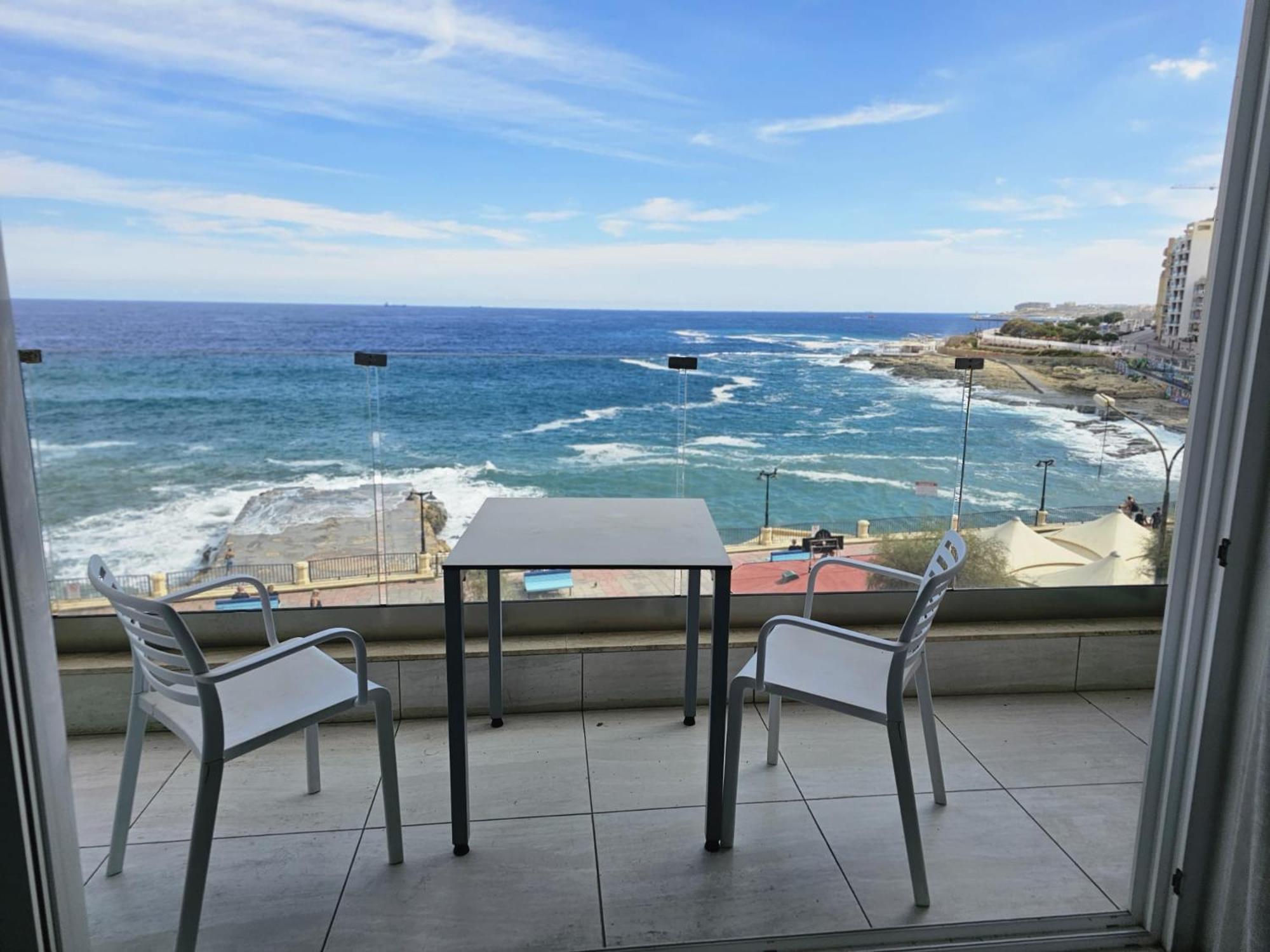 Front Sea View 3 Bedroom 2 Bathrooms At Promenade Sliema