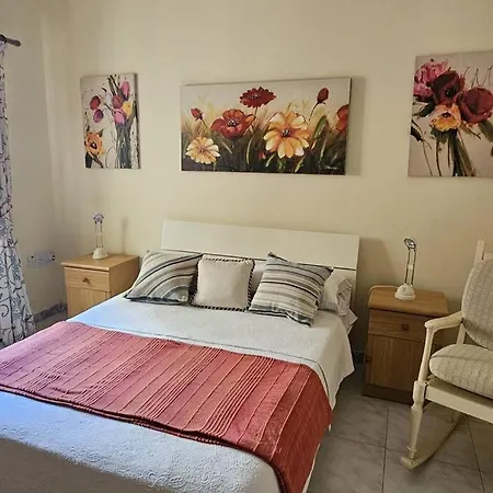 Front Sea View 3 Bedroom 2 Bathrooms At Sliema Beach Promenade Exterior photo