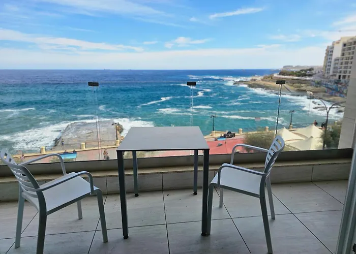 Front Sea View 3 Bedroom 2 Bathrooms At Sliema Beach Promenade