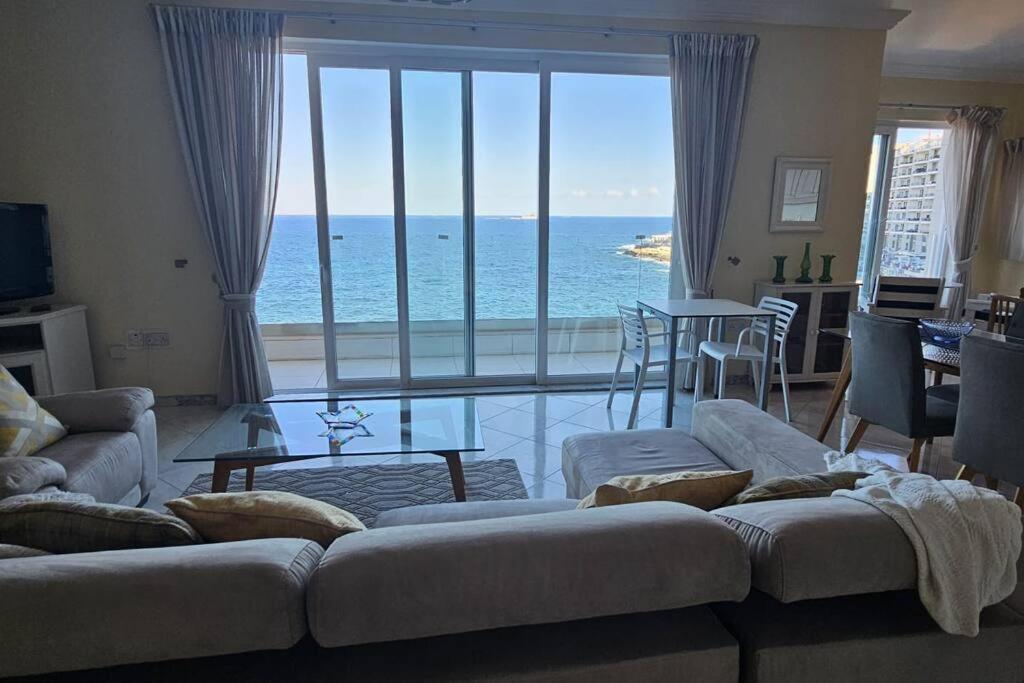 Front Sea View 3 Bedroom 2 Bathrooms At Promenade Sliema